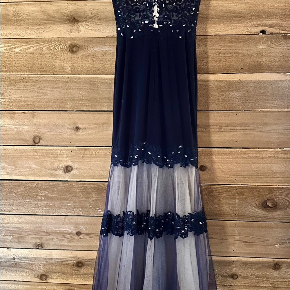 Prom Dress - Picture 4 of 6